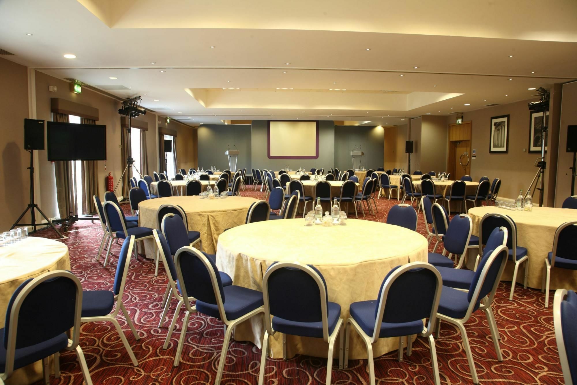 Eastwood Hall Εξωτερικό φωτογραφία